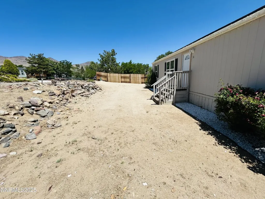 16 Stope Dayton NV 89403