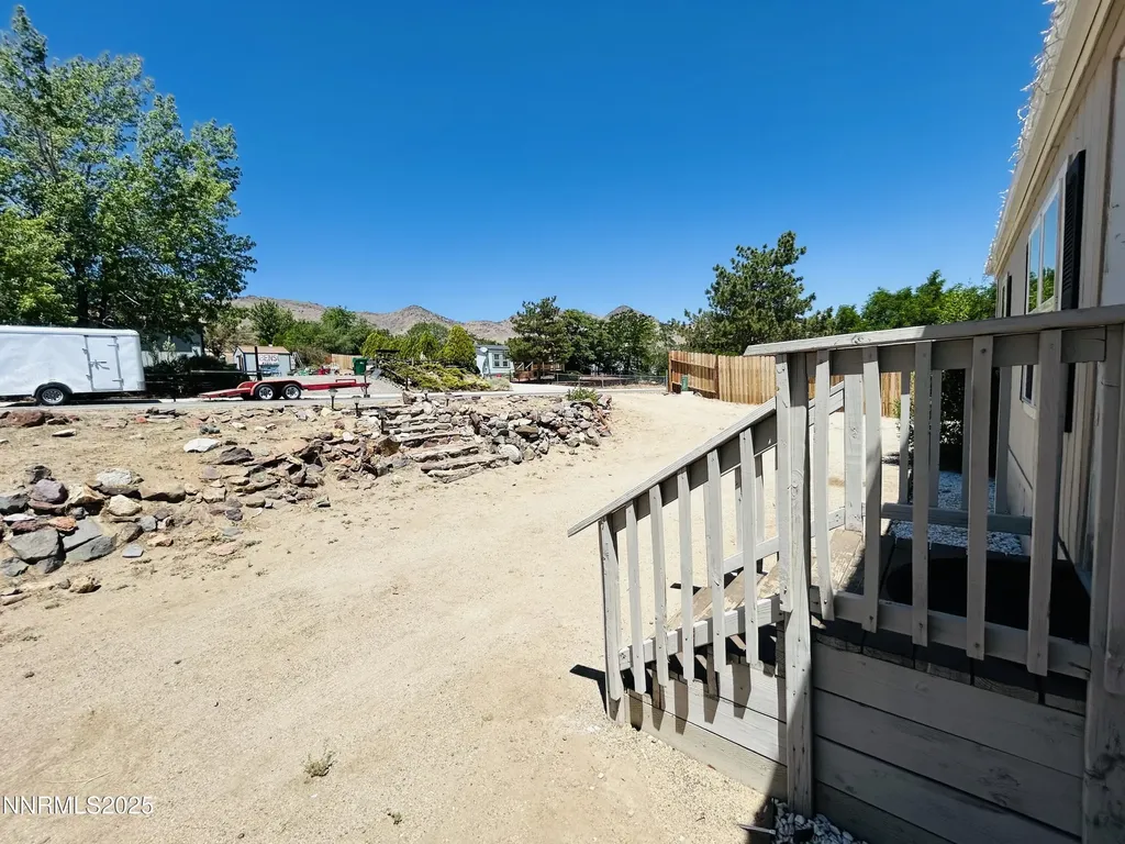 16 Stope Dayton NV 89403
