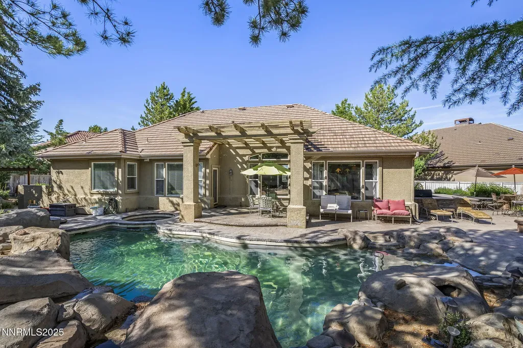 4374 Cullen Reno NV 89519