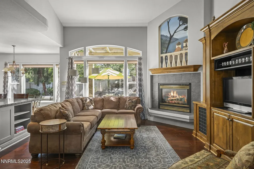 4374 Cullen Reno NV 89519