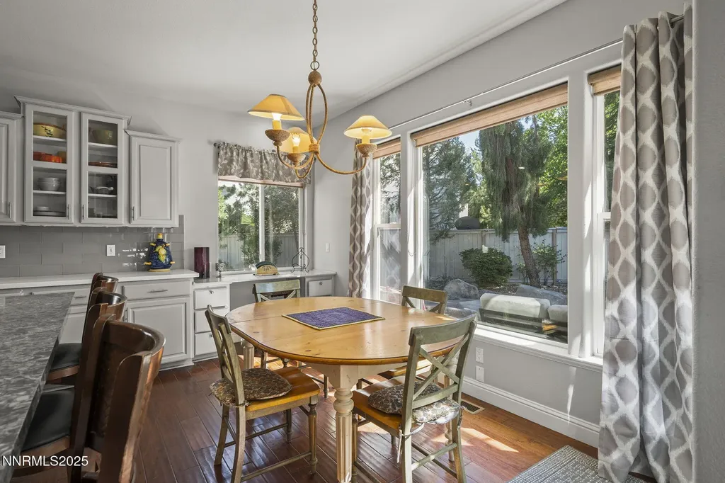 4374 Cullen Reno NV 89519