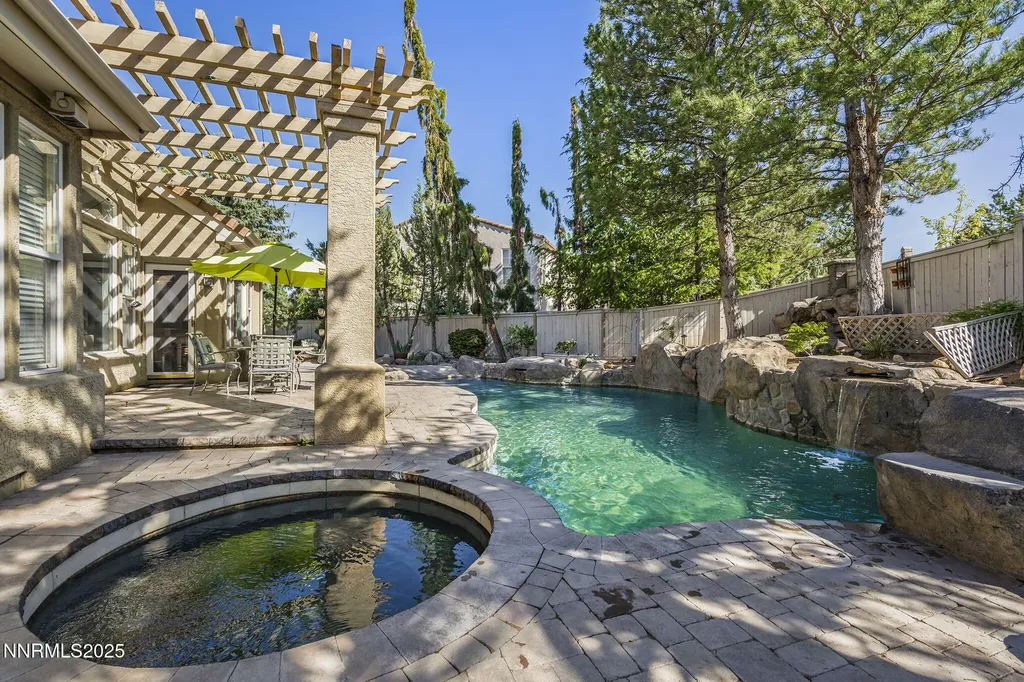 4374 Cullen Reno NV 89519