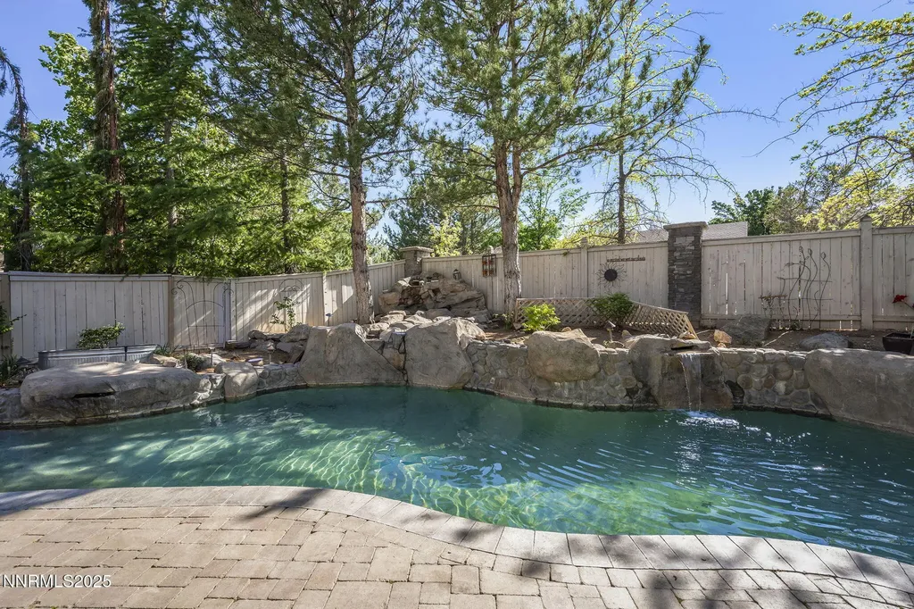 4374 Cullen Reno NV 89519