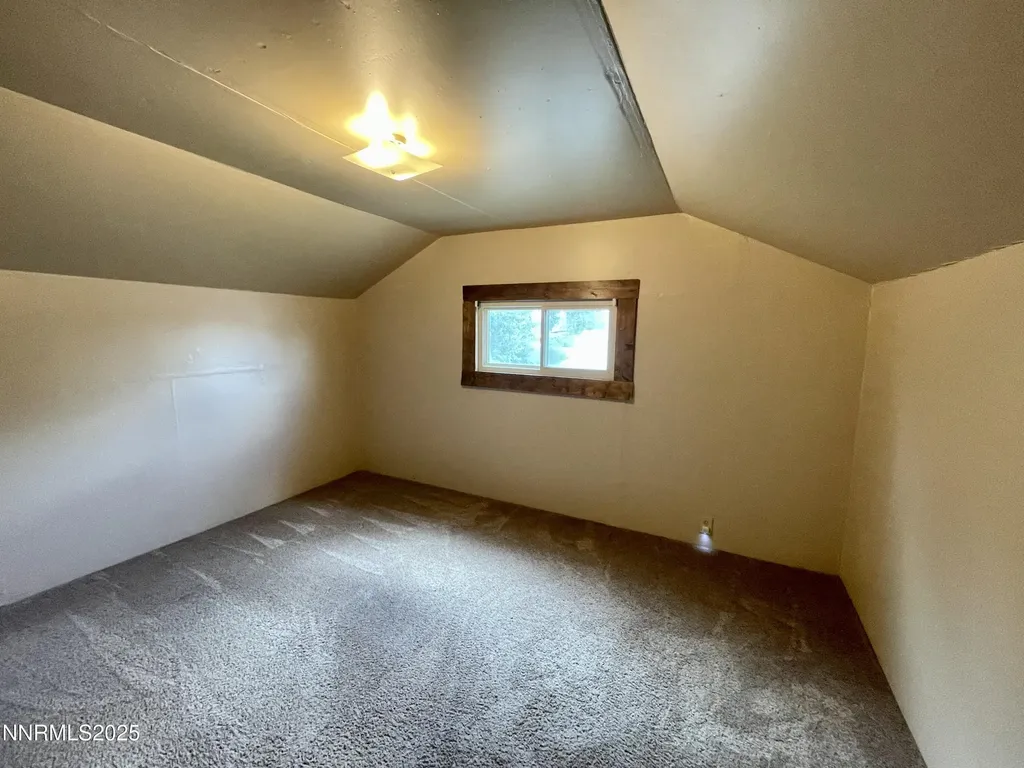77 Lay Winnemucca NV 89445