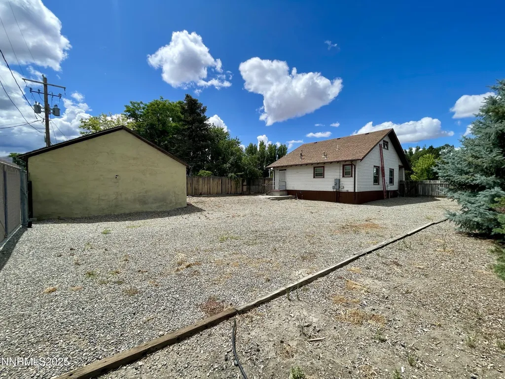 77 Lay Winnemucca NV 89445