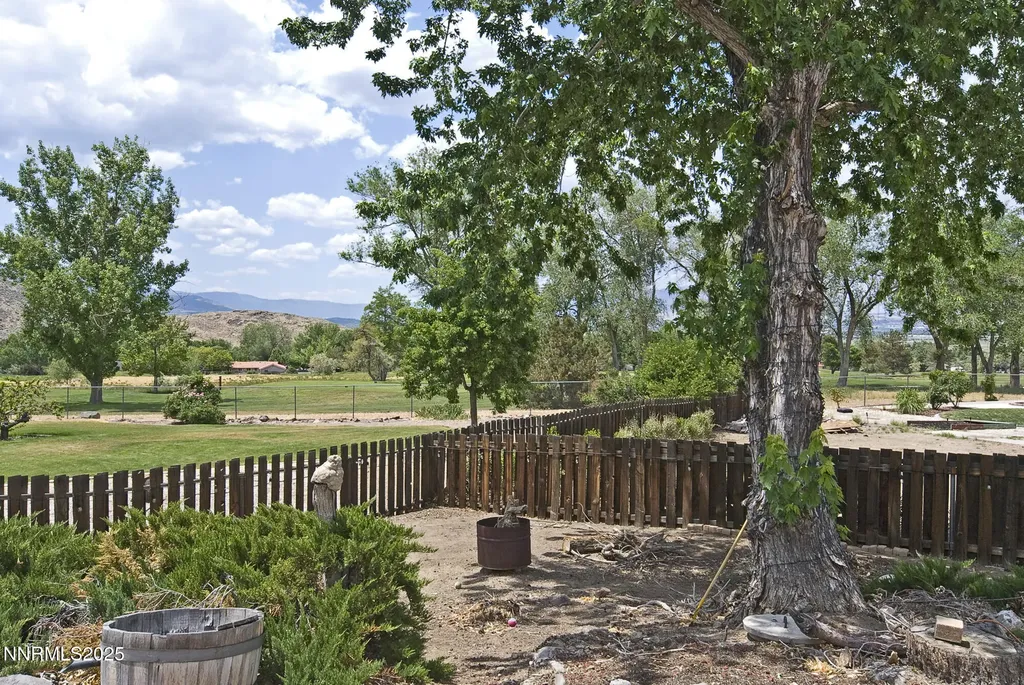 5705 Blue Hills Reno NV 89502