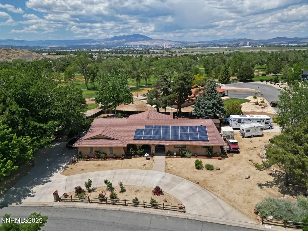5705 Blue Hills Reno NV 89502