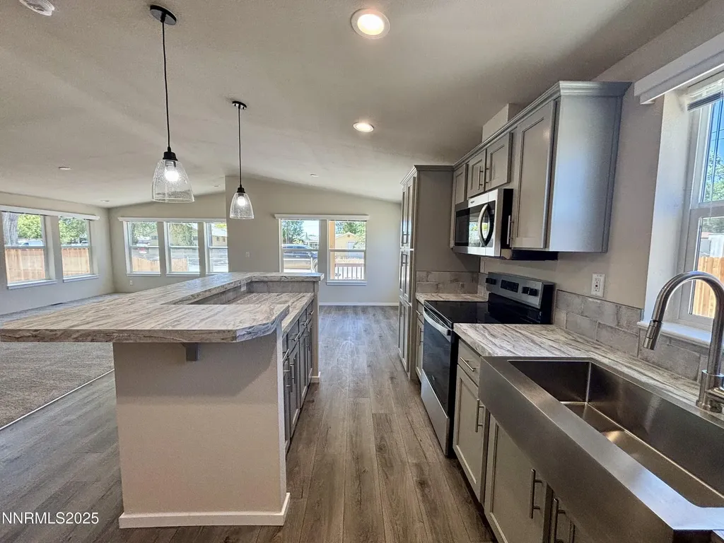 750 16th Lovelock NV 89419