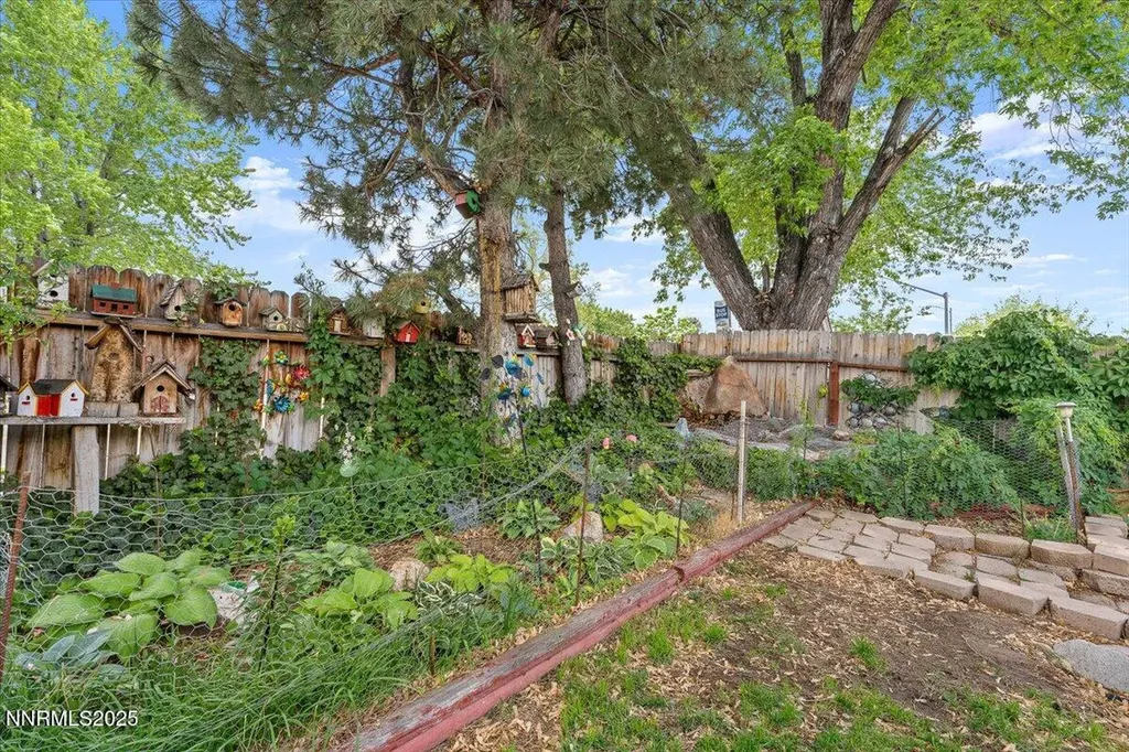 4415 Leche Reno NV 89502