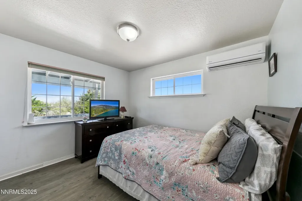 21 Fox Yerington NV 89447