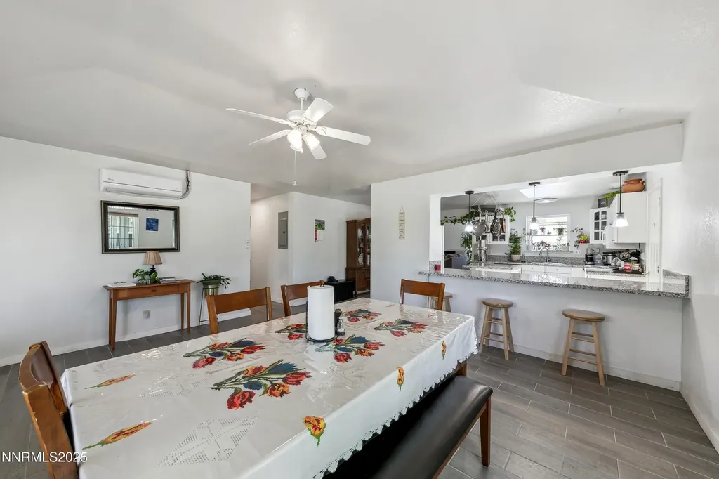 21 Fox Yerington NV 89447