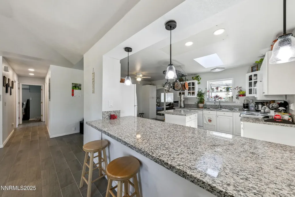 21 Fox Yerington NV 89447