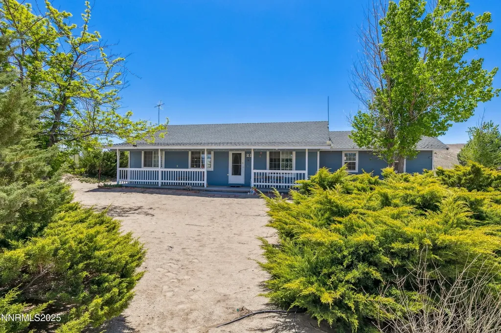 21 Fox Yerington NV 89447