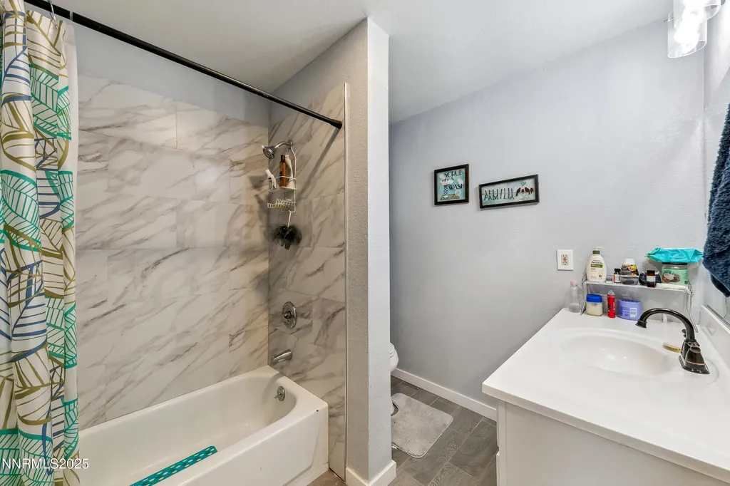 21 Fox Yerington NV 89447