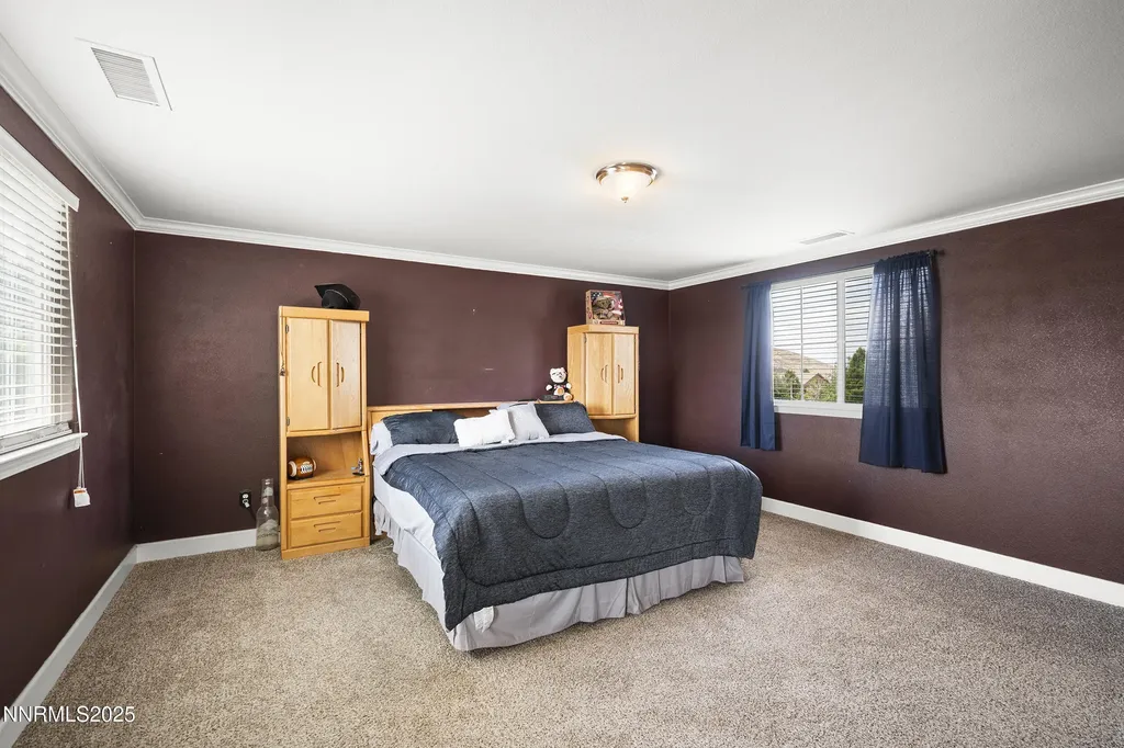 2000 Long Hollow Reno NV 89521