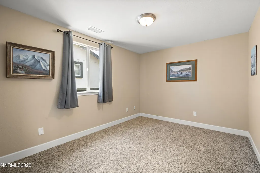 2000 Long Hollow Reno NV 89521