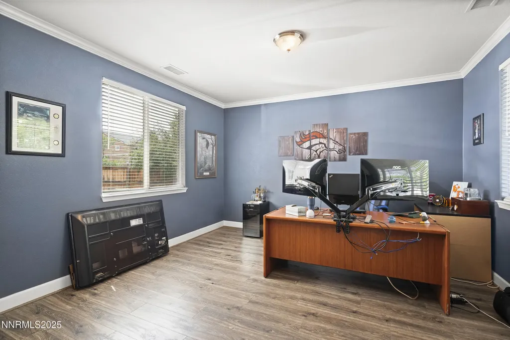 2000 Long Hollow Reno NV 89521