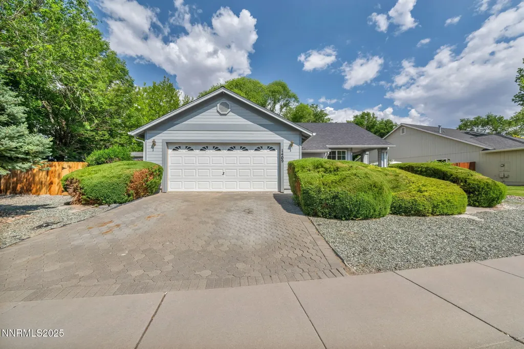 1409 Aldersgate Gardnerville NV 89410