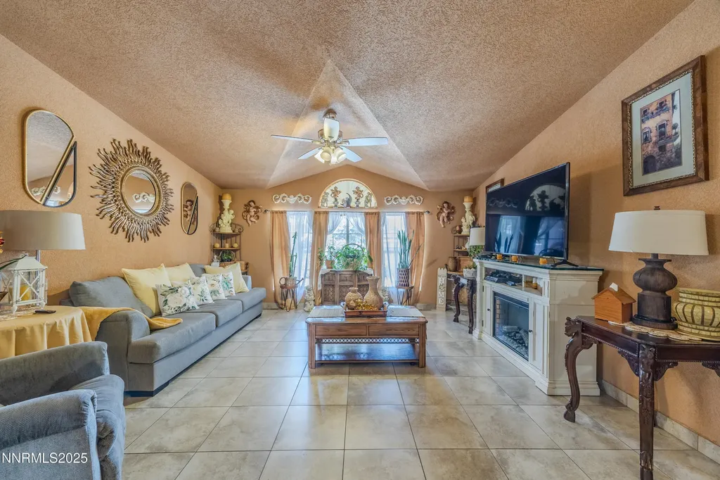 530 2nd Sun Valley NV 89433