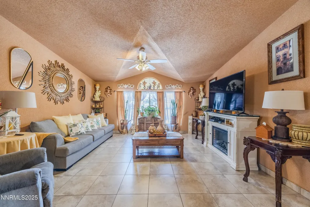 530 2nd Sun Valley NV 89433