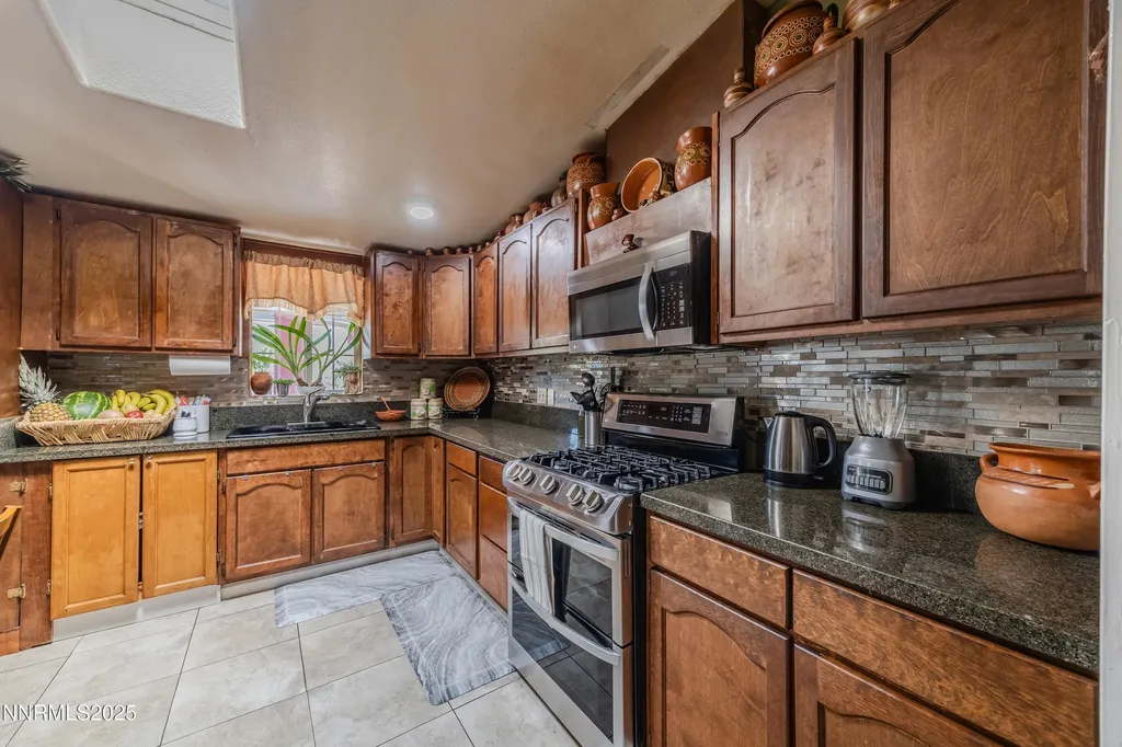 530 2nd Sun Valley NV 89433