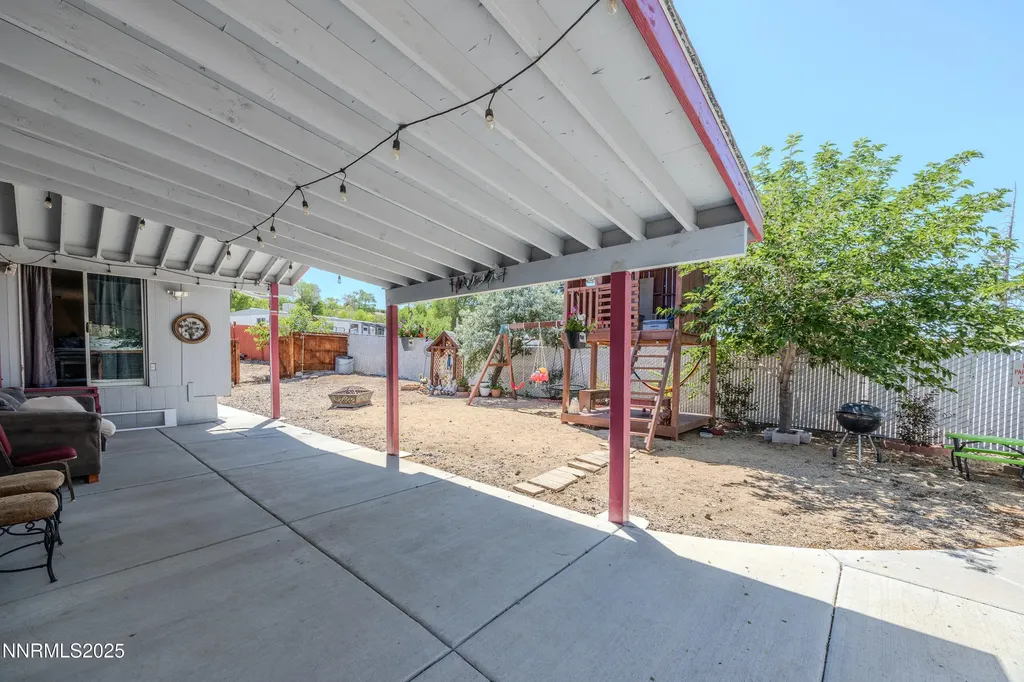 530 2nd Sun Valley NV 89433
