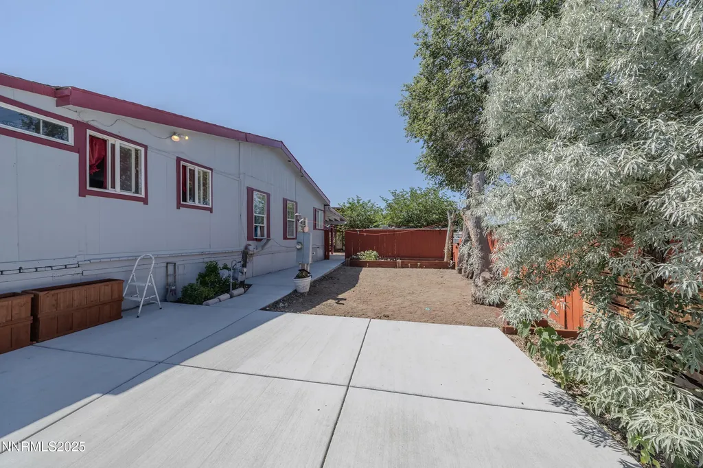 530 2nd Sun Valley NV 89433
