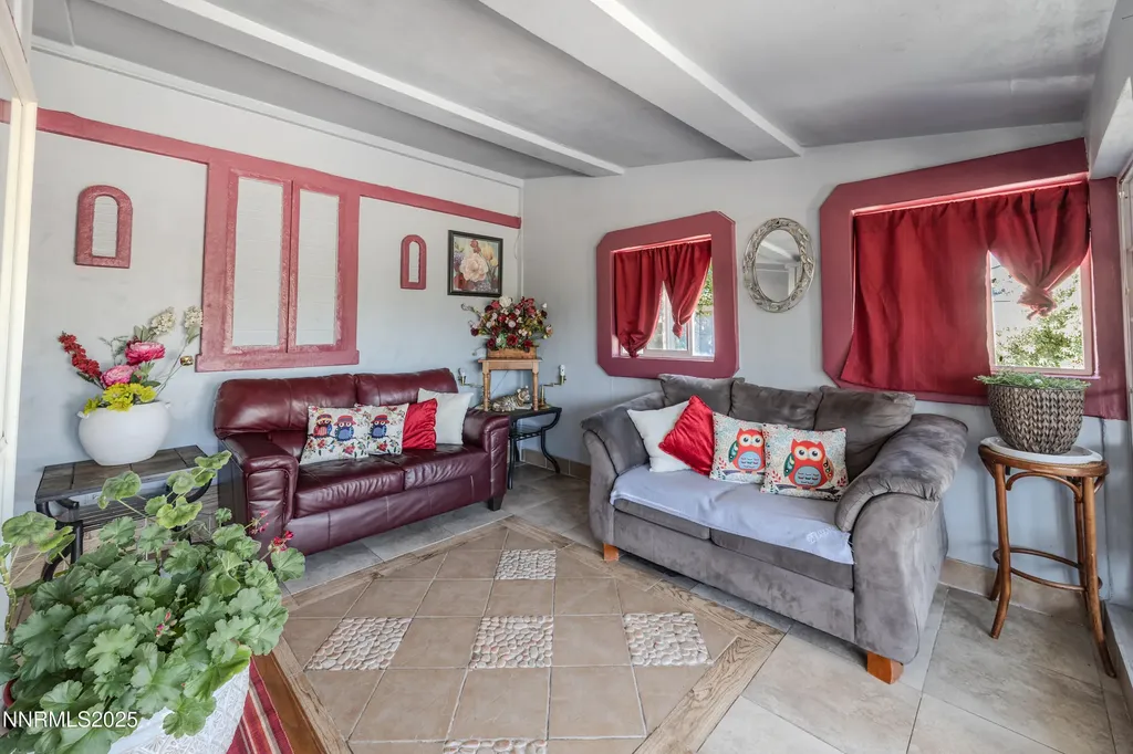 530 2nd Sun Valley NV 89433