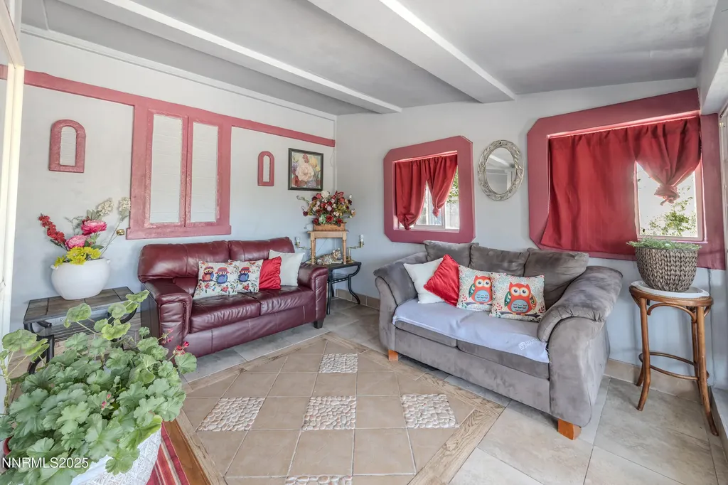 530 2nd Sun Valley NV 89433
