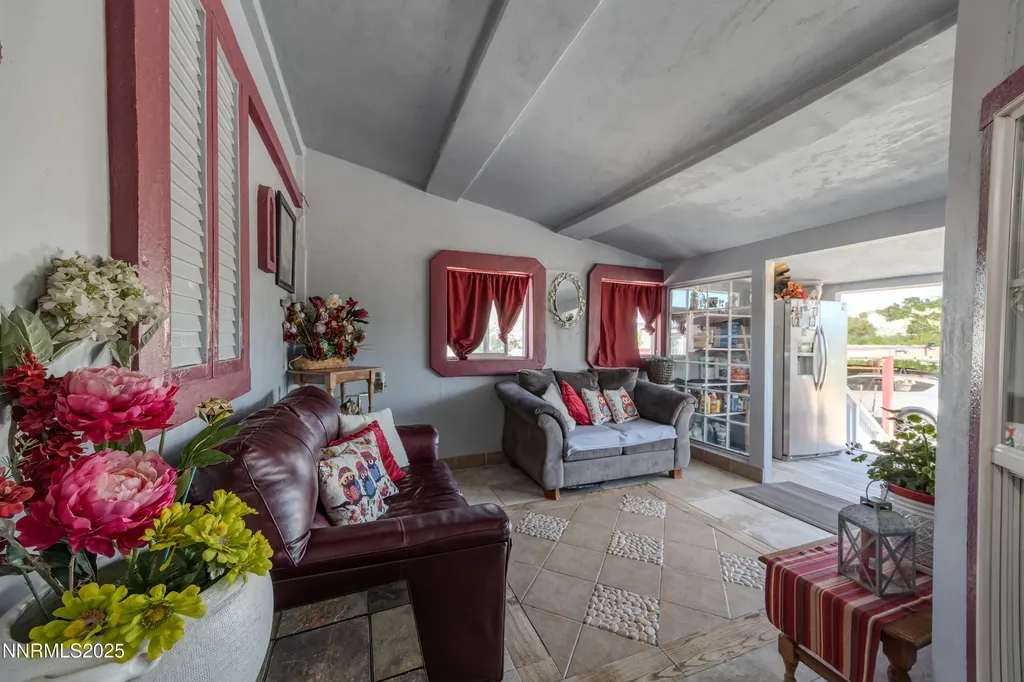 530 2nd Sun Valley NV 89433