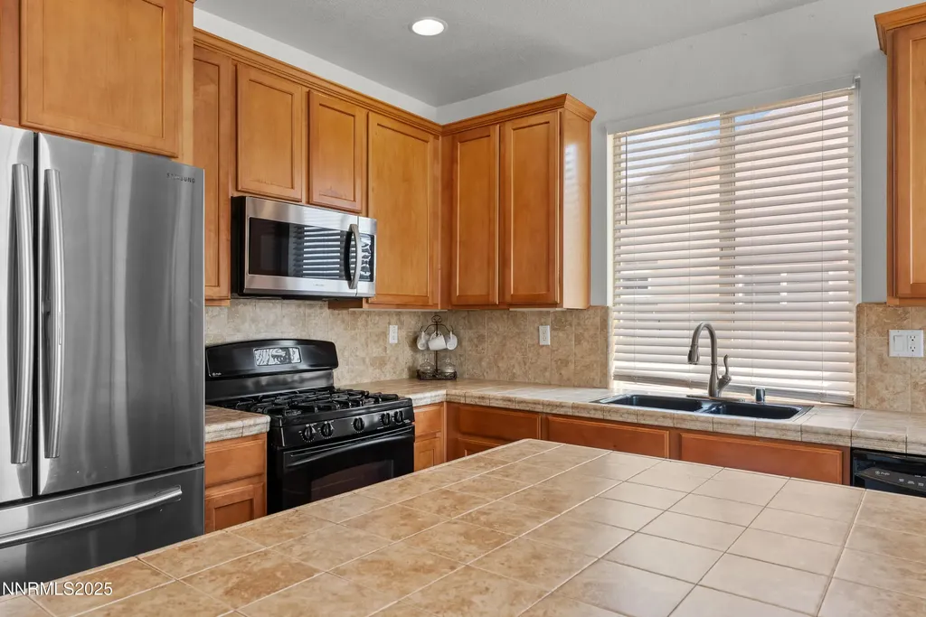 7935 Opal Station Reno NV 89506