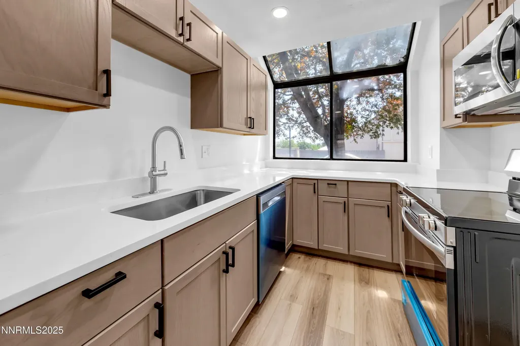 2510 Betsy Sparks NV 89431