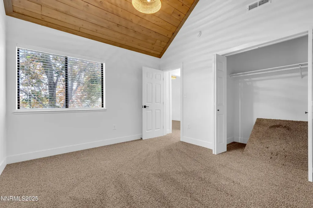 2510 Betsy Sparks NV 89431