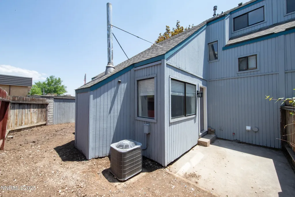 2510 Betsy Sparks NV 89431