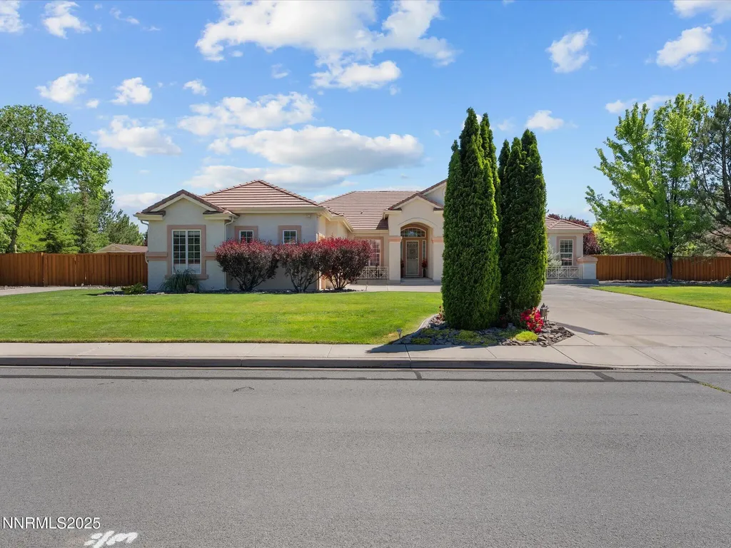 8042 Calabaza Sparks NV 89436