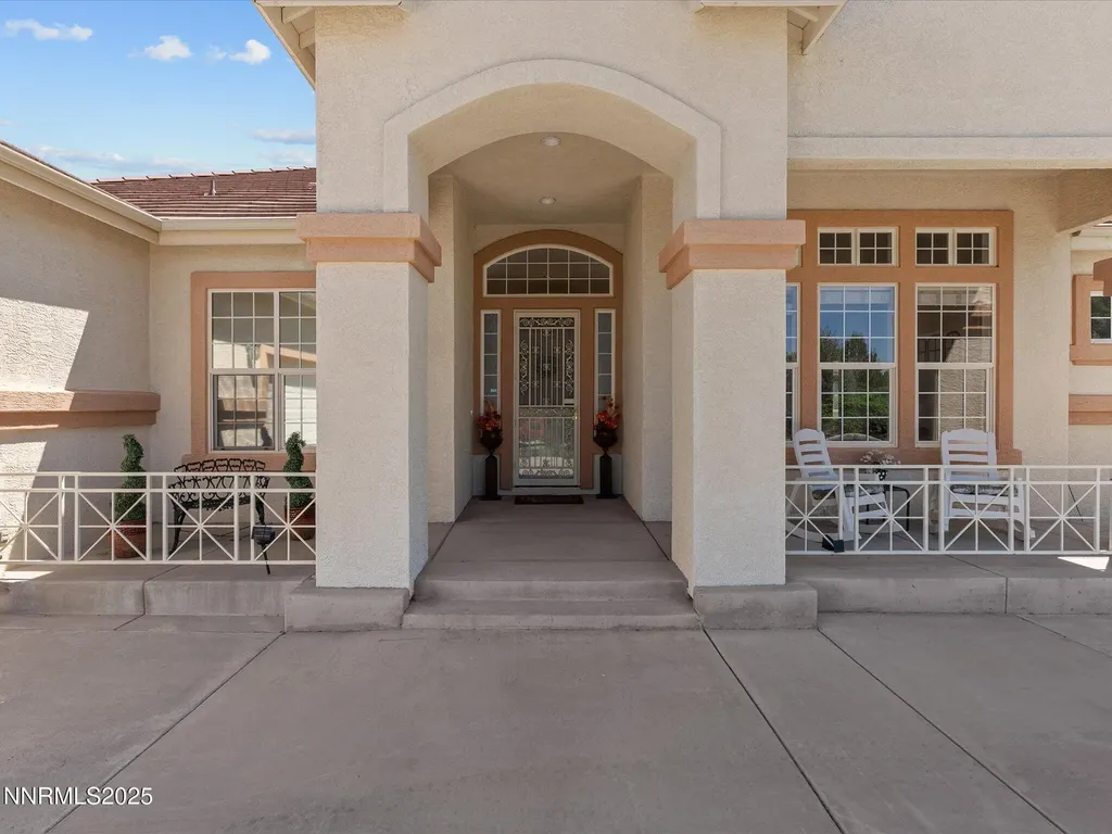 8042 Calabaza Sparks NV 89436