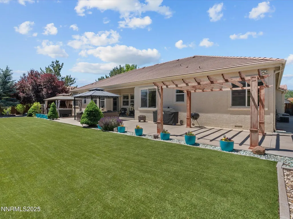 8042 Calabaza Sparks NV 89436