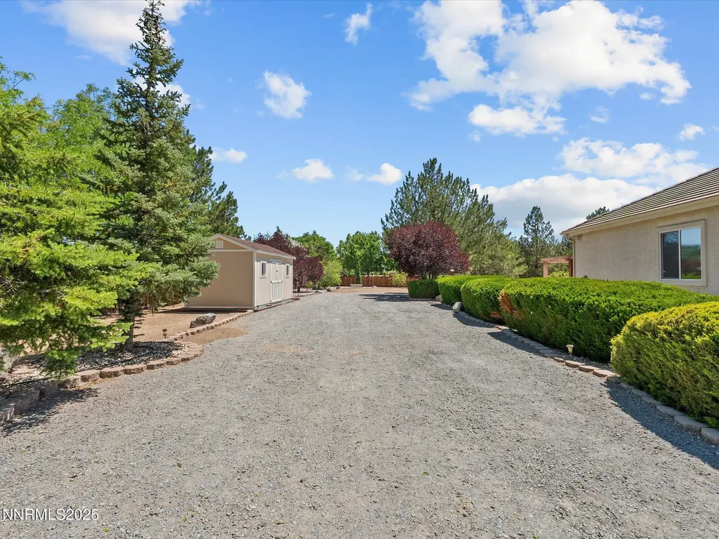 8042 Calabaza Sparks NV 89436