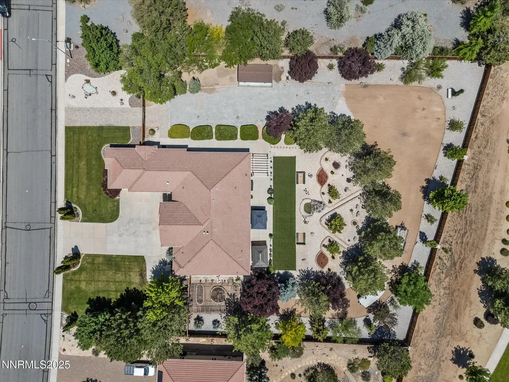 8042 Calabaza Sparks NV 89436