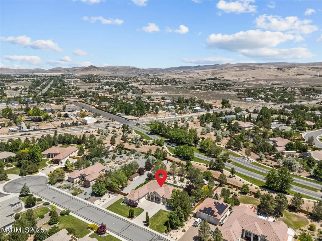 8042 Calabaza Sparks NV 89436