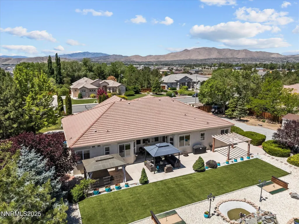 8042 Calabaza Sparks NV 89436