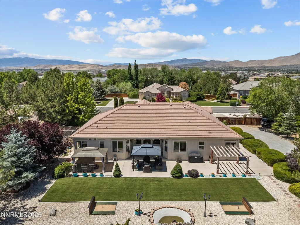 8042 Calabaza Sparks NV 89436