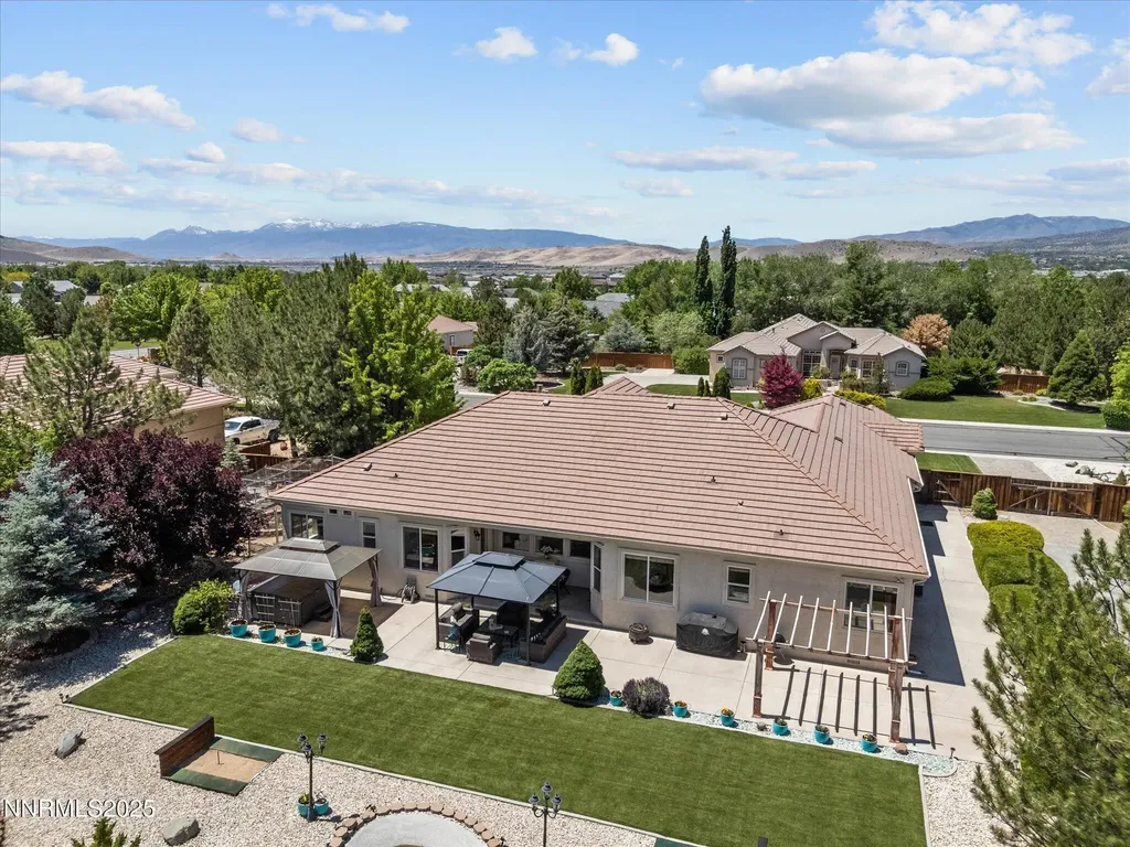 8042 Calabaza Sparks NV 89436