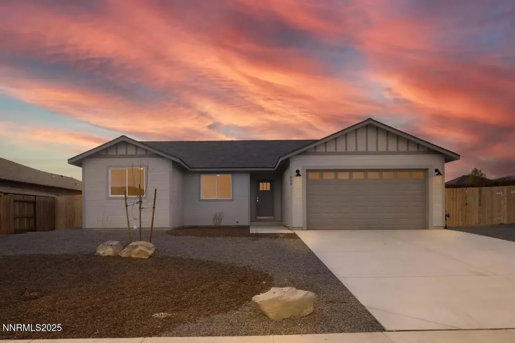915 Saltbrush Dayton NV 89403