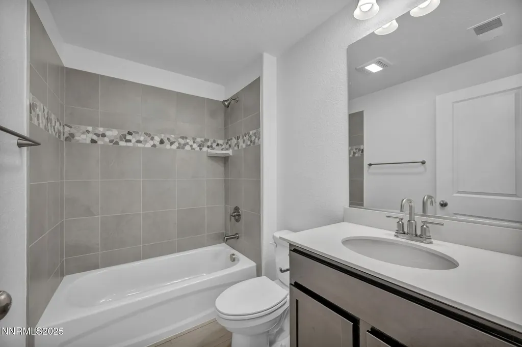 8601 Crandell Reno NV 89506