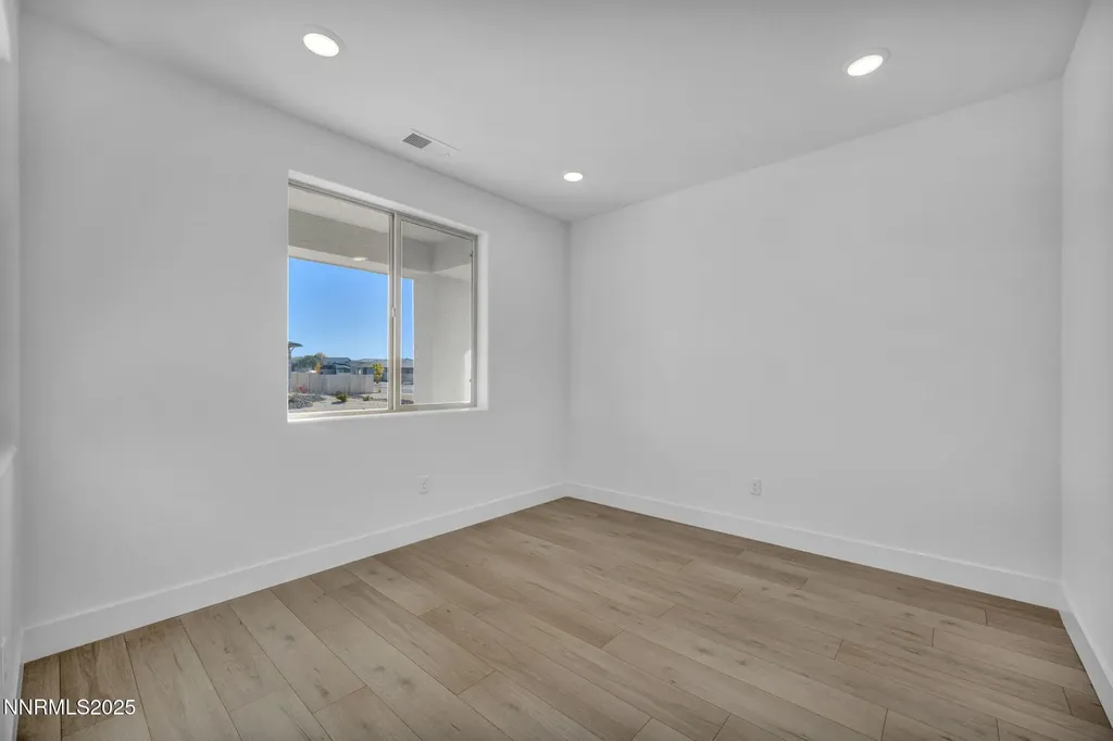 8601 Crandell Reno NV 89506