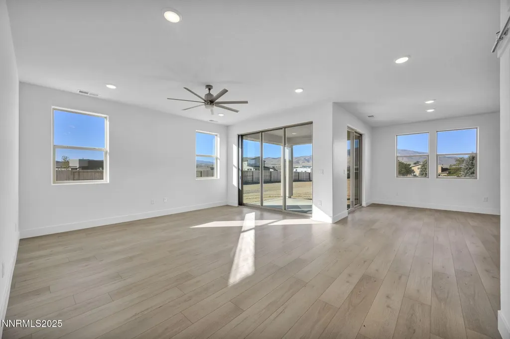 8601 Crandell Reno NV 89506