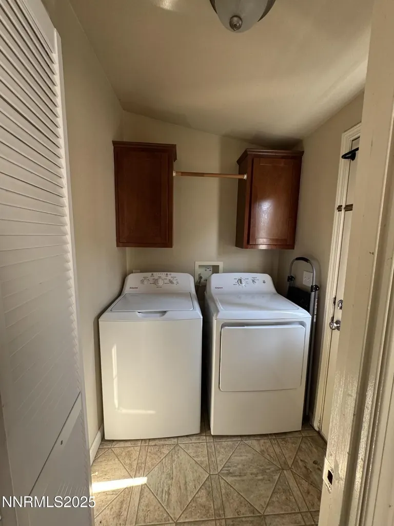 120 Hart Dayton NV 89403