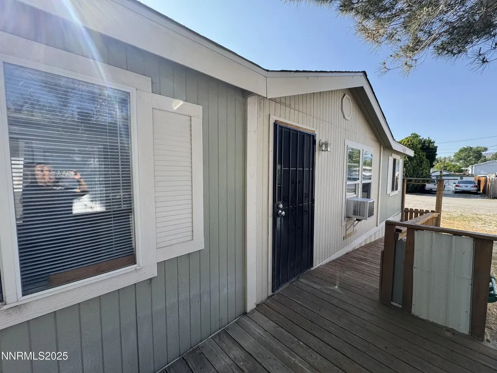 120 Hart Dayton NV 89403