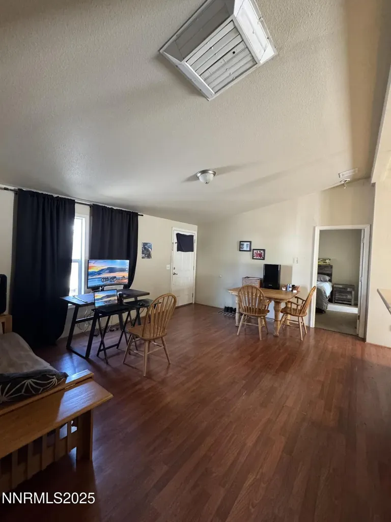 120 Hart Dayton NV 89403